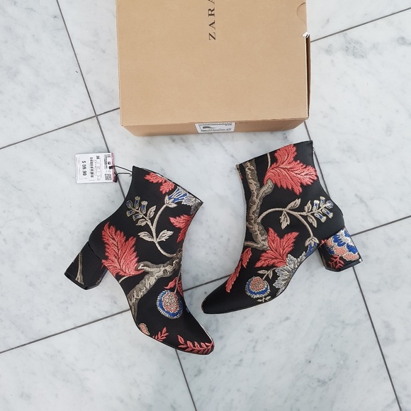 ZARA NEW HIGH HEEL JACQUARD ANKLE BOOTS - Picture 2 of 8